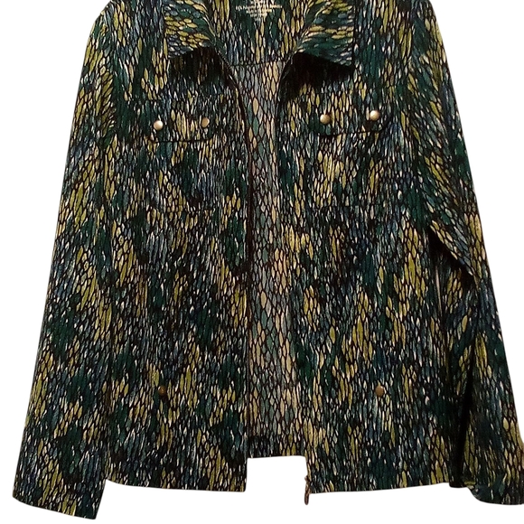 Chico's Zenergy, NWOT Multi Colored, Zipp Up Jacket W/ Two Front Pockets, Size 1 - Picture 12 of 14